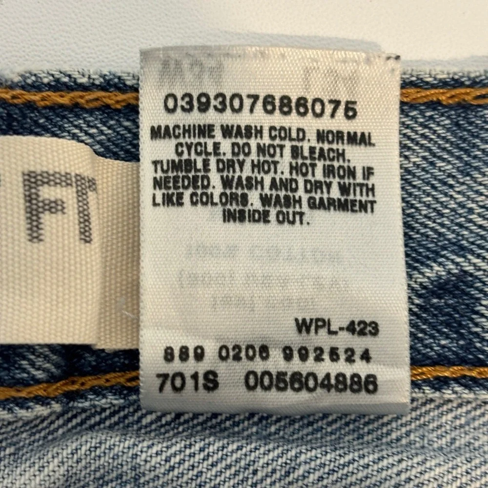 Levi's 560 Comfort Relaxed Fit Blue Jeans Mens 34x33 More Room in Seat Thighs